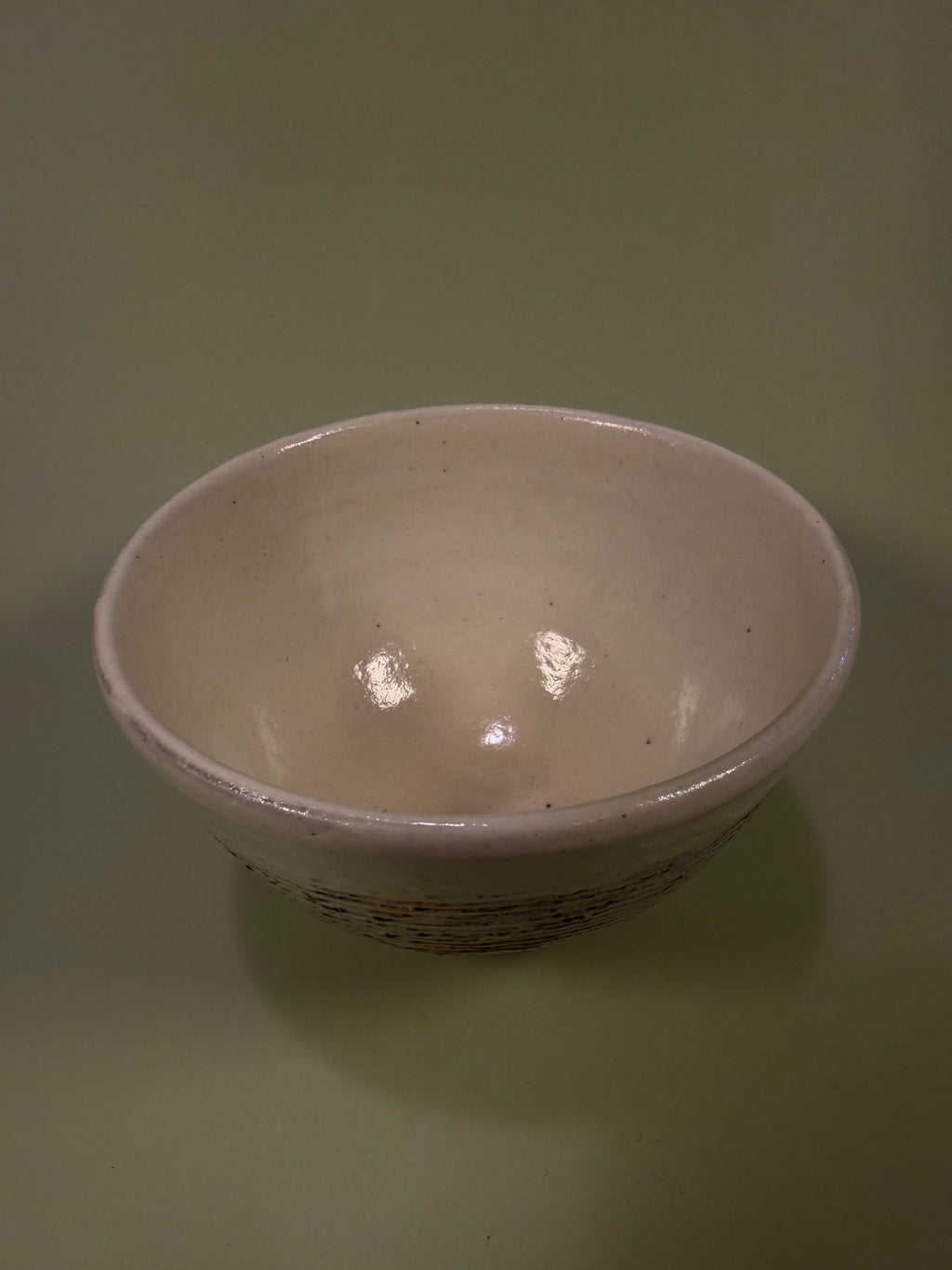 White Shigaraki-ware bowl