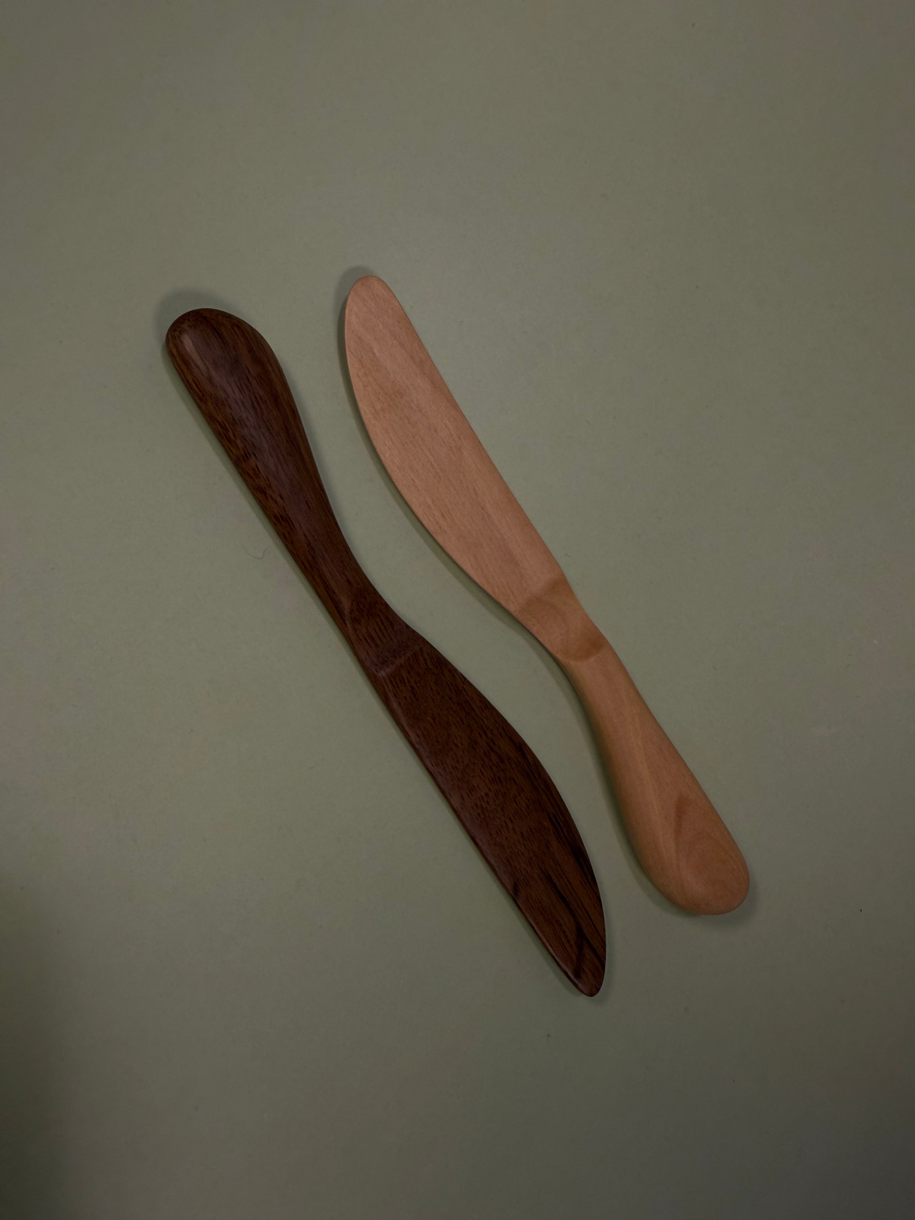 Wooden butter knife (light - single)