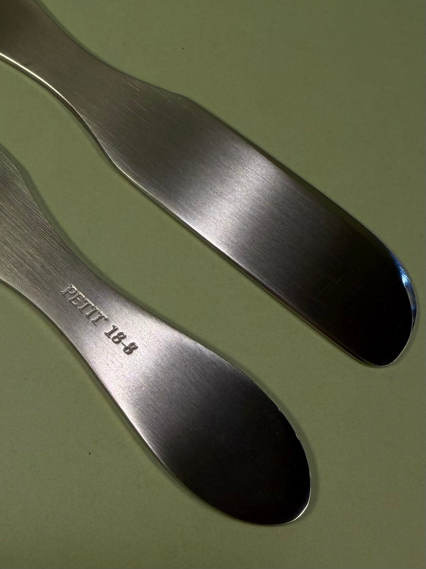 Petite butter knife (single)